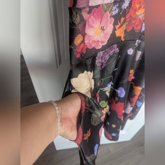 BLACKMILK NYMPH GARDEN MARILYN DRESS - XXL - Picture 3 of 8